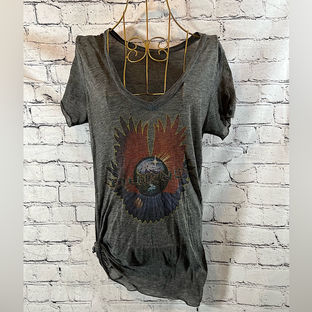 Sheer Gray Journey Concert Tee S/M